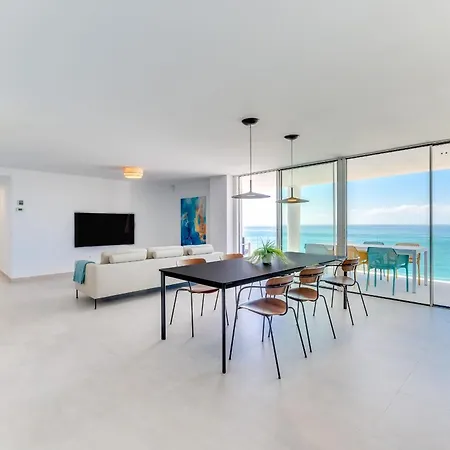 Vivi Homes - Navio - With Sea View In Lejlighed