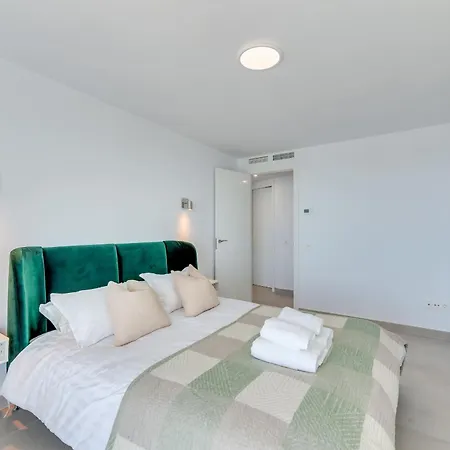 Vivi Homes - Navio - With Sea View In * Benalmádena